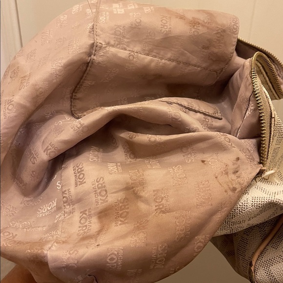 Michael Michael Kors please check all picture of condition - Picture 13 of 17